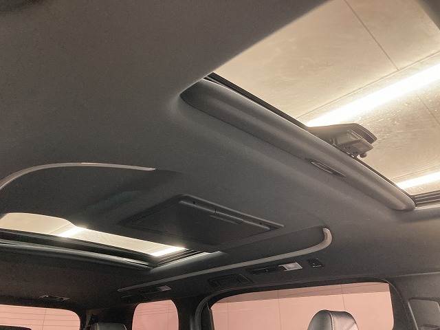 トヨタ ヴェルファイアハイブリッドの画像6