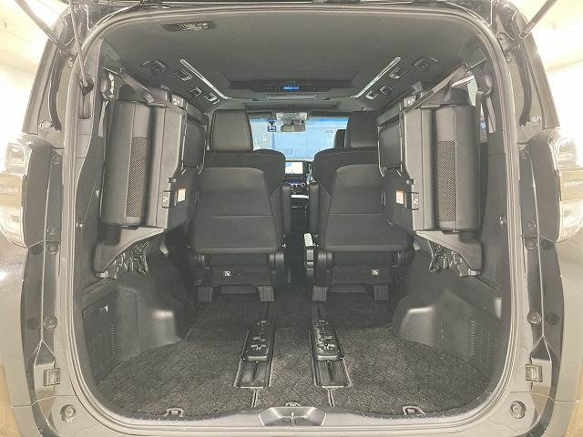 トヨタ ヴェルファイアハイブリッドの画像14