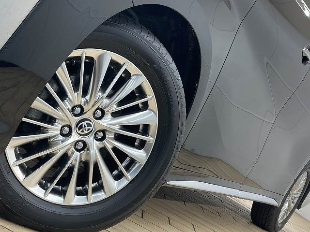 トヨタ ヴェルファイアハイブリッドの画像19