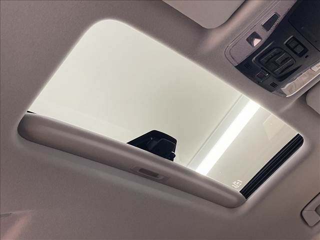 アルファードS“C パッケージ” 内装他