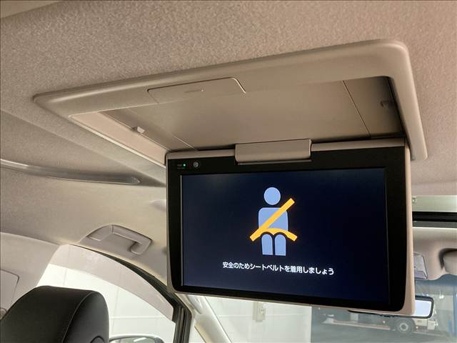 トヨタ アルファードの画像7