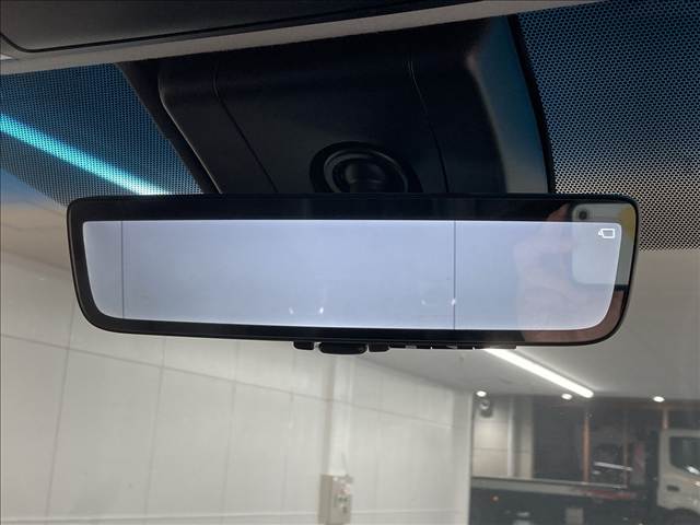 トヨタ アルファードの画像8