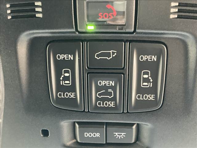 トヨタ アルファードの画像9