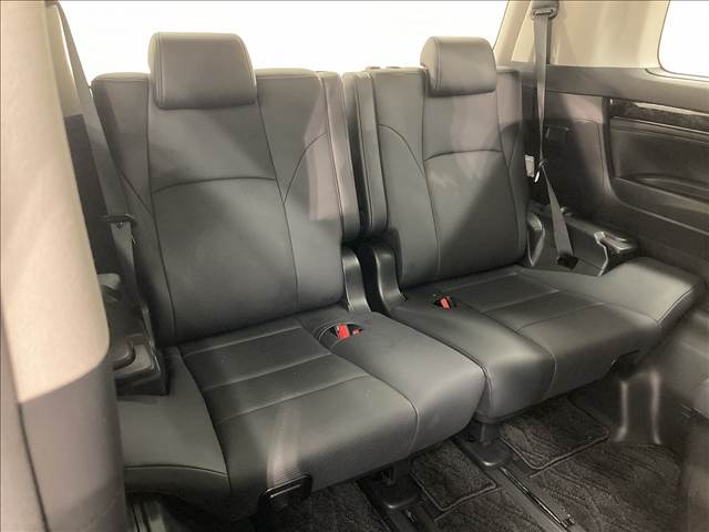 トヨタ アルファードの画像13