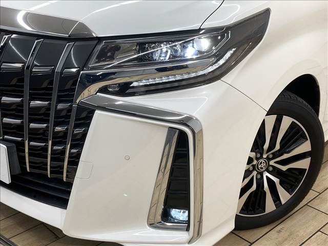 トヨタ アルファードの画像20