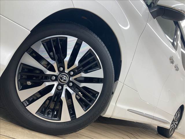 トヨタ アルファードの画像19