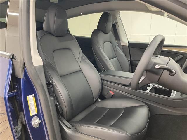 Model YRWD 内装他