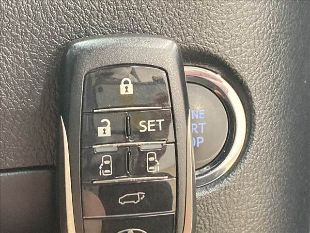 トヨタ ヴェルファイアの画像9