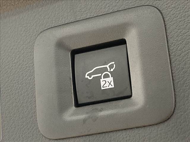 トヨタ アルファードの画像11