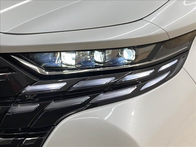 トヨタ アルファードの画像20