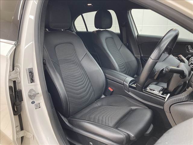 A-CLASSA180 スタイル 内装他