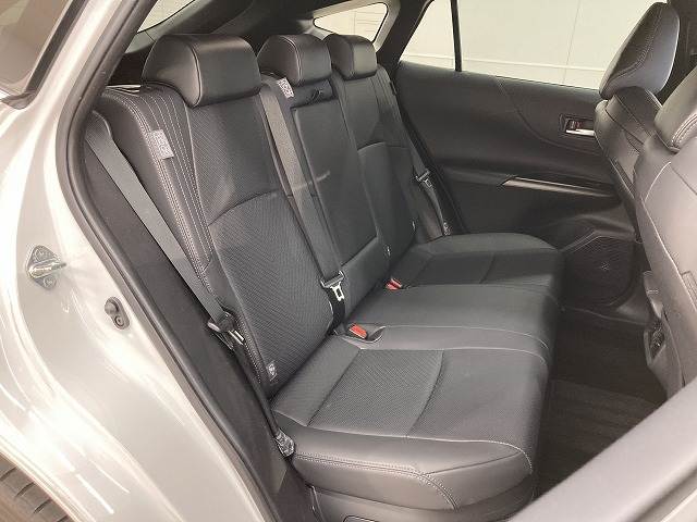 トヨタ ハリアーハイブリッドの画像13