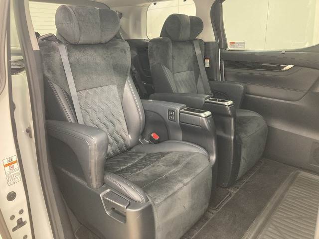 ヴェルファイアZ“G エディション” 内装他