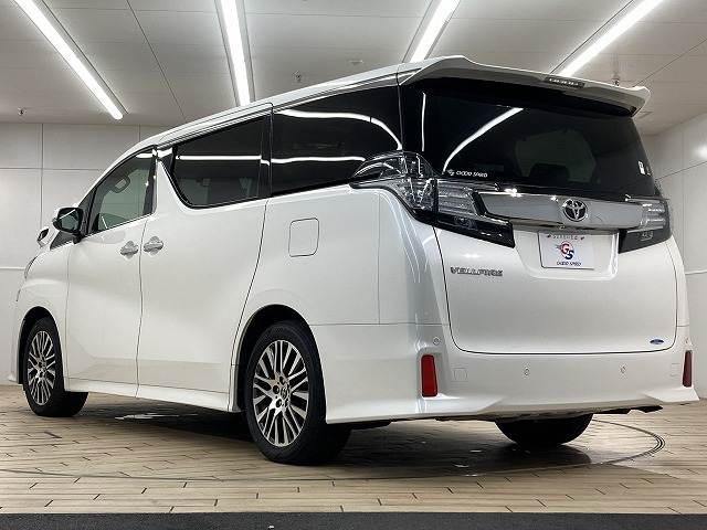 トヨタ ヴェルファイアの画像16