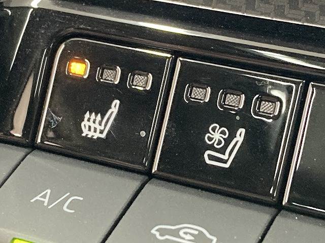 トヨタ プリウスの画像8