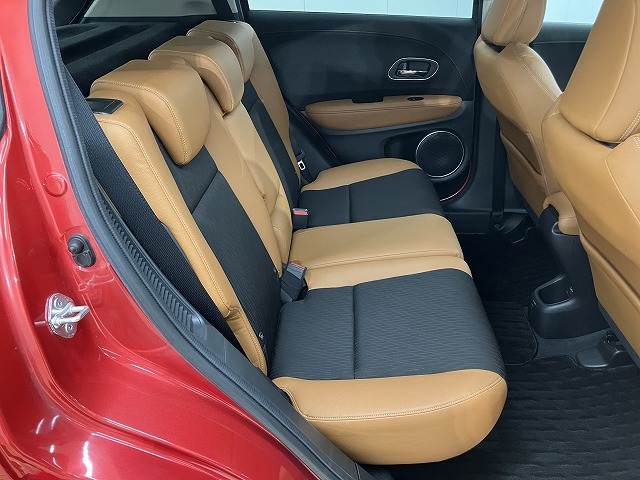 ホンダ ヴェゼルハイブリッドの画像13