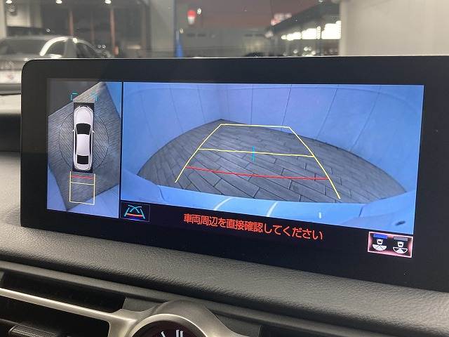 ISIS300h “F SPORT” 内装他