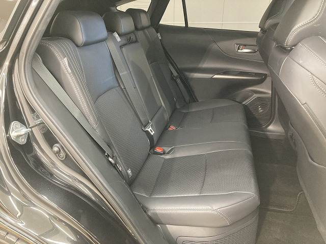 ハリアーハイブリッドZ “Leather Package” 内装他