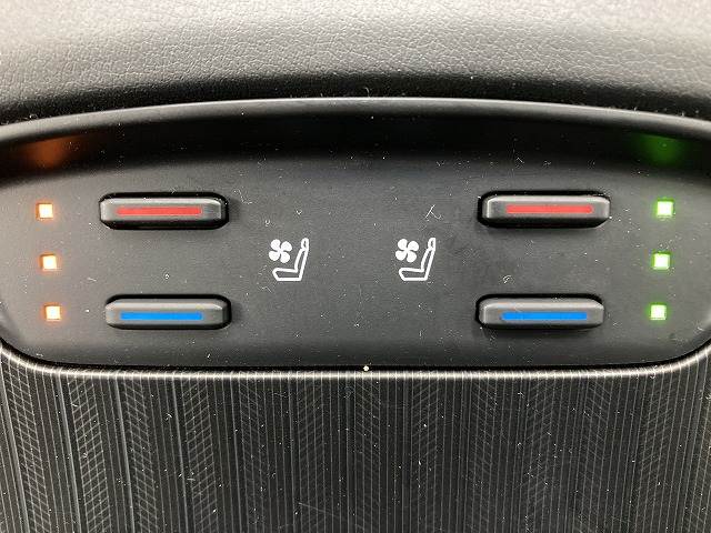 トヨタ ハリアーハイブリッドの画像11