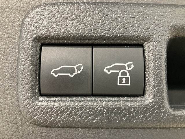 トヨタ ハリアーハイブリッドの画像12