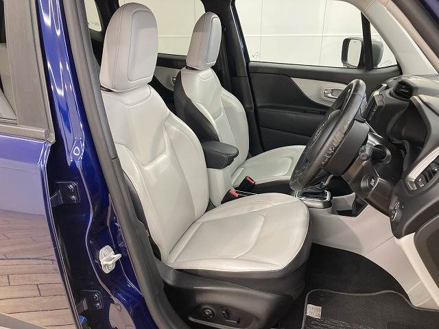 JEEP RenegadeLimited 内装他
