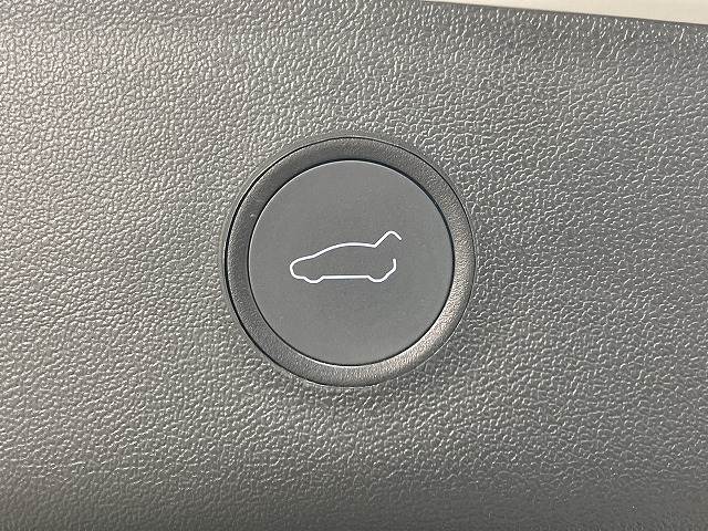 テスラ Model 3の画像8