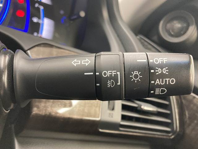 ホンダ アコードハイブリッドの画像10