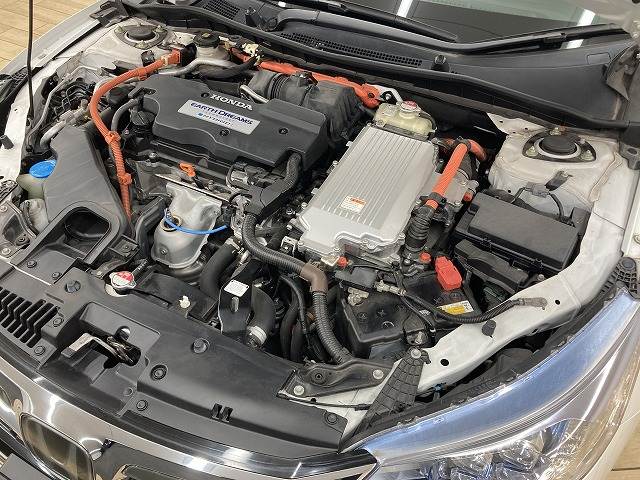 ホンダ アコードハイブリッドの画像18