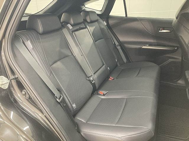 ハリアーハイブリッドZ “Leather Package” 内装他