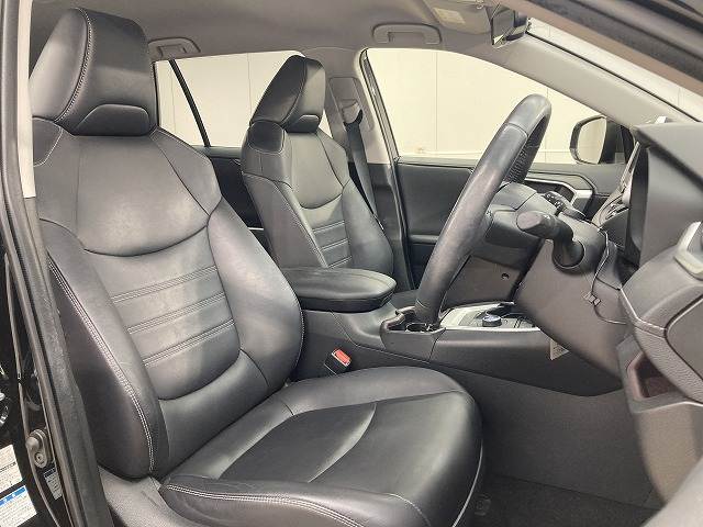 RAV4HYBRID G 内装他