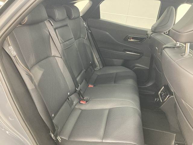 クラウンスポーツSPORT Z (HEV) 内装他