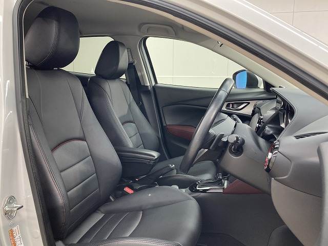 CX-3XD Touring 内装他