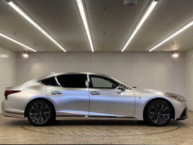 レクサス LSの画像17