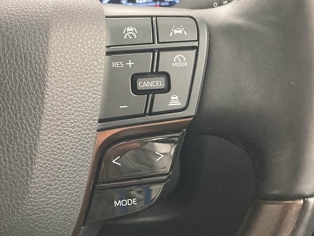 トヨタ アルファードハイブリッドの画像6