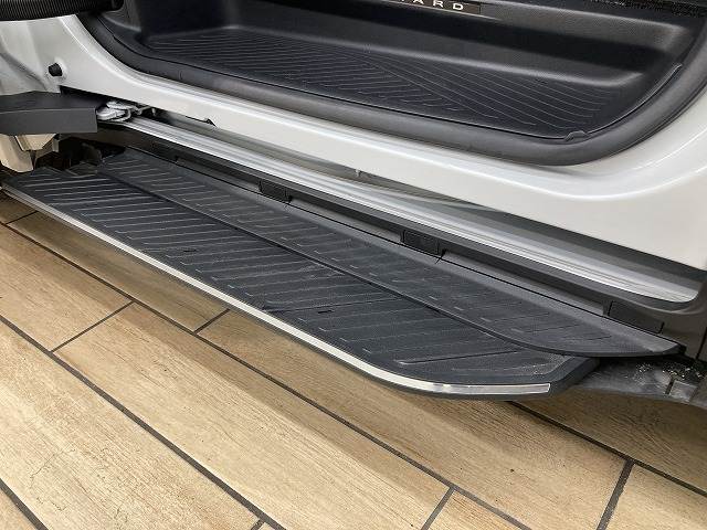 トヨタ アルファードハイブリッドの画像10