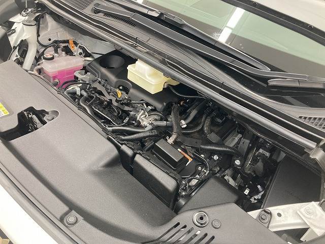 トヨタ アルファードハイブリッドの画像18