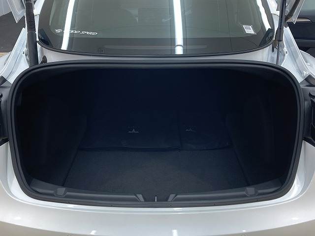 テスラ&nbsp;Model 3の画像13