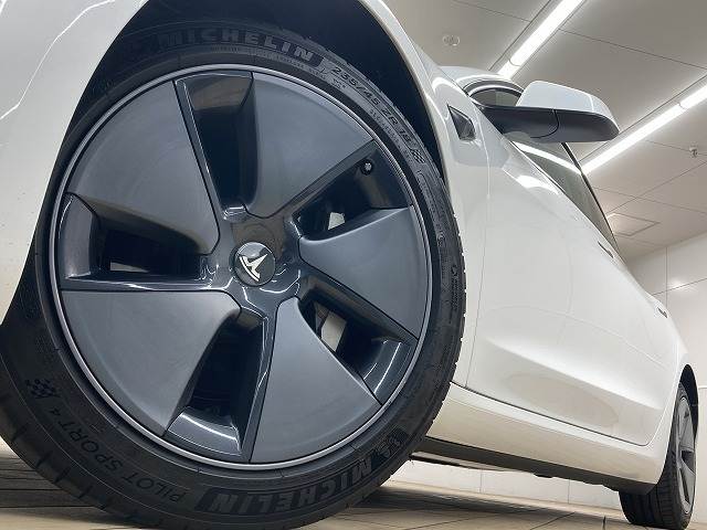 テスラ&nbsp;Model 3の画像19