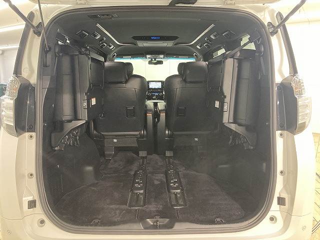 トヨタ&nbsp;ヴェルファイアの画像13