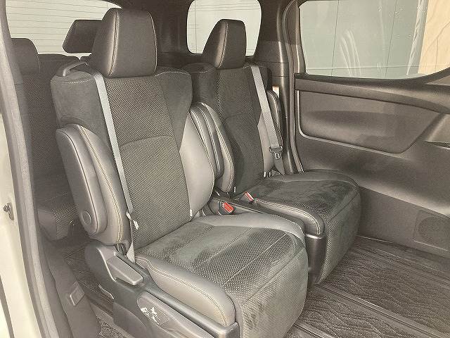 トヨタ&nbsp;ヴェルファイアの画像6