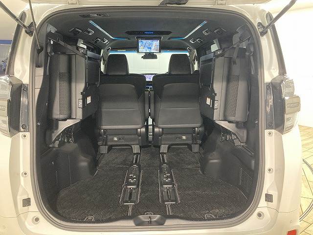 トヨタ&nbsp;ヴェルファイアの画像13