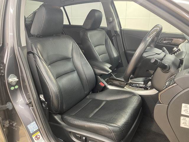 ホンダ&nbsp;アコードハイブリッドの画像5