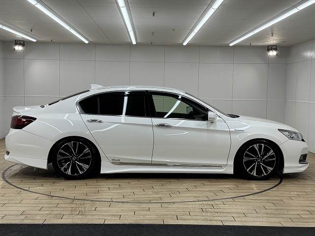 ホンダ&nbsp;アコードハイブリッドの画像17