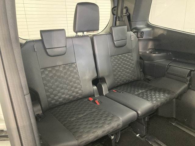 トヨタ&nbsp;ヴォクシーの画像7