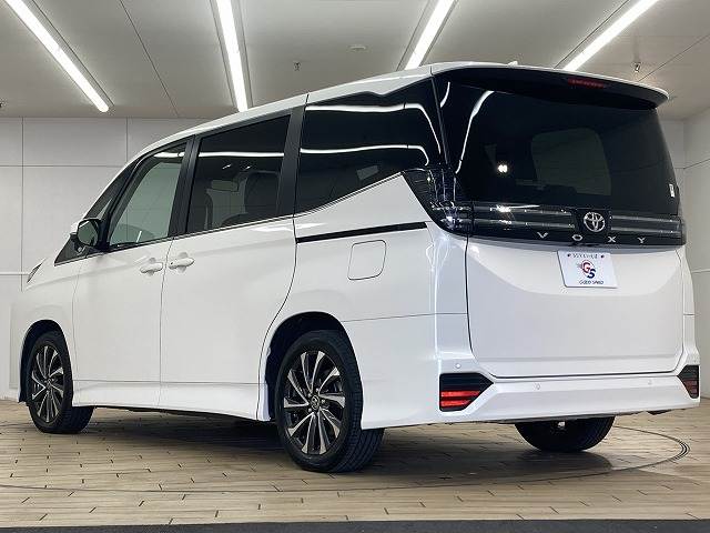 トヨタ&nbsp;ヴォクシーの画像17