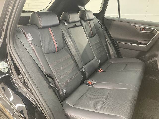 トヨタ&nbsp;RAV4 PHVの画像13