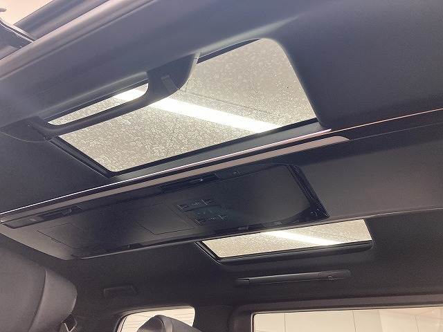 トヨタ&nbsp;ヴェルファイアハイブリッドの画像8