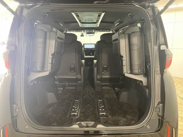 トヨタ&nbsp;ヴェルファイアハイブリッドの画像13