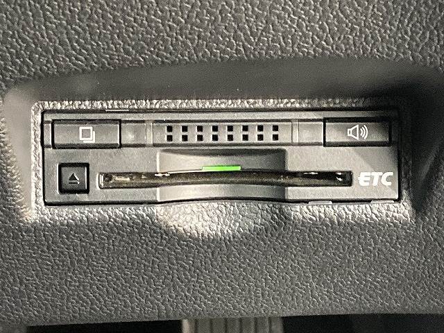 トヨタ&nbsp;プリウスの画像9