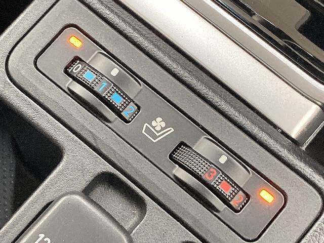 トヨタ&nbsp;ランドクルーザープラドの画像9